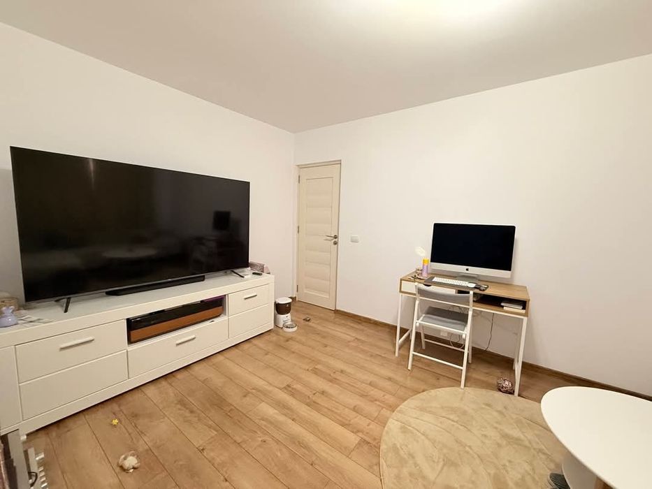 Apartament cu doua camere etajul 1