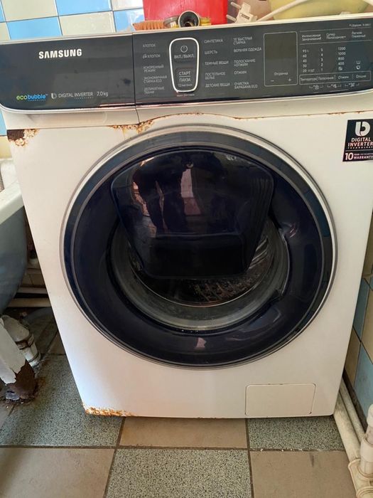 Продам стиральную машину