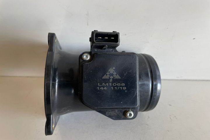 Debitmetru aer LM1068 Audi A4 B5