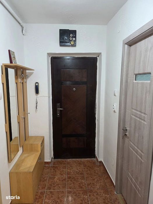 Proprietar închiriez garsoniera spațioasă Strada Inginerilor Tei