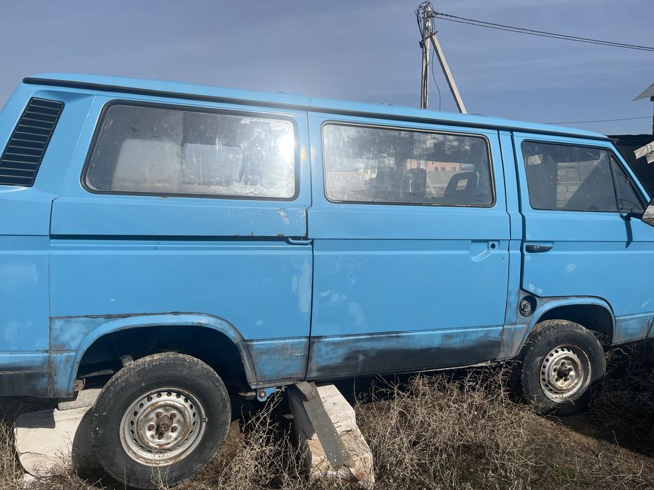 1985 жылғы  машинa volkswagen