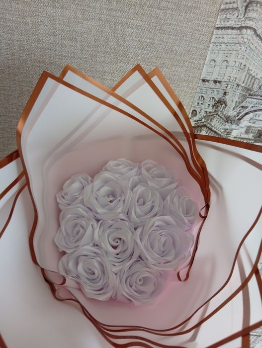 Цветы из атласных лент