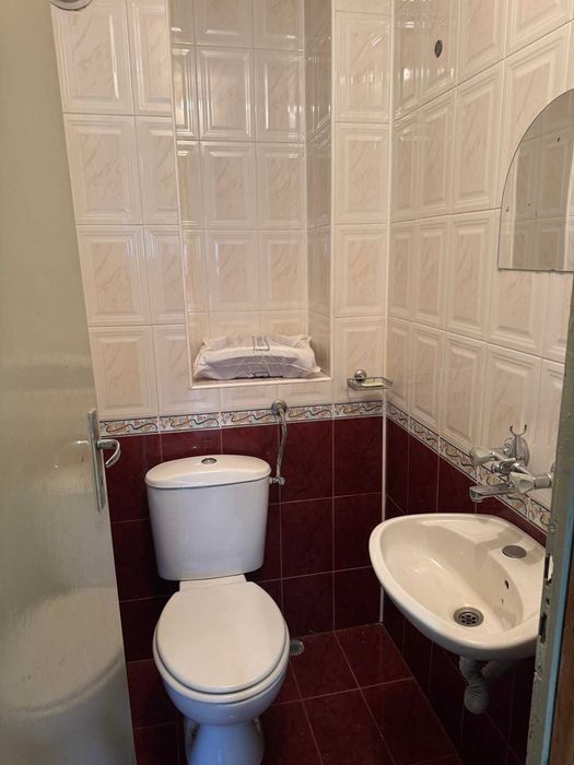 Многостаен апартамент с три спални за продажба в кв. Еленово, гр. Благоевград