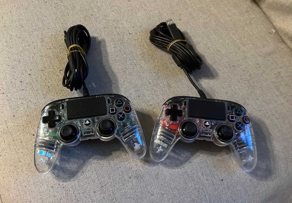 Set 2 Controllere Nacon Compact PS4 Transparent USB Originale