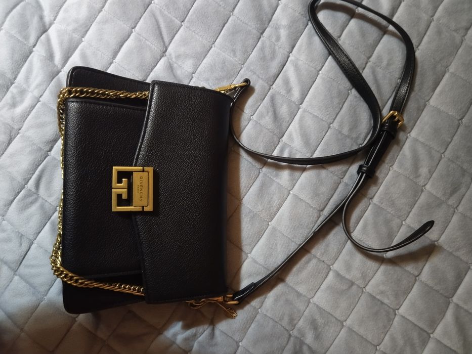 Продам сумку givenchy