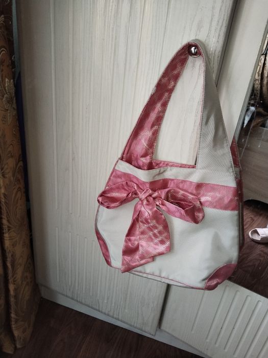 Сумка розовая с бантиком
