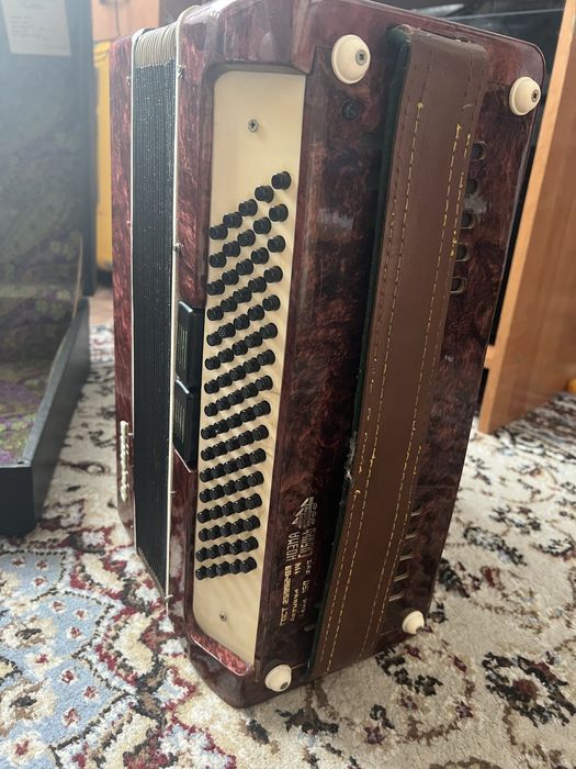 Продам Аккардион