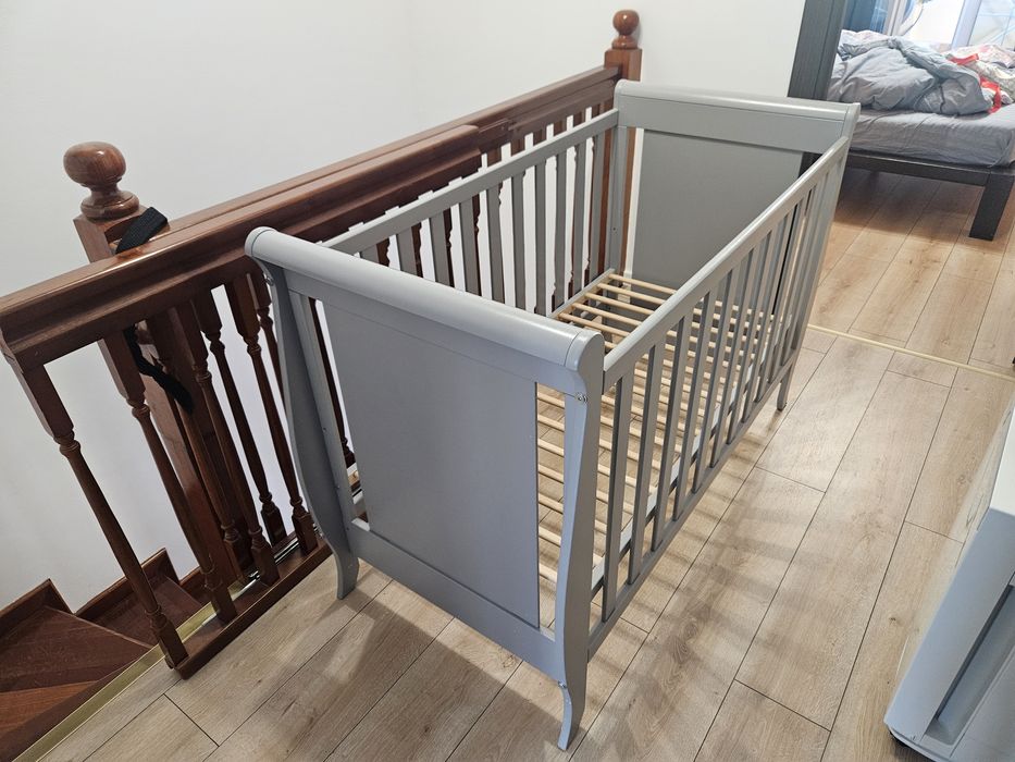 Pat nou nascut lemn masiv