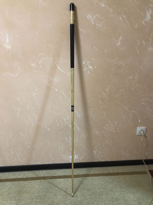 Продаю Кий для Бильярда