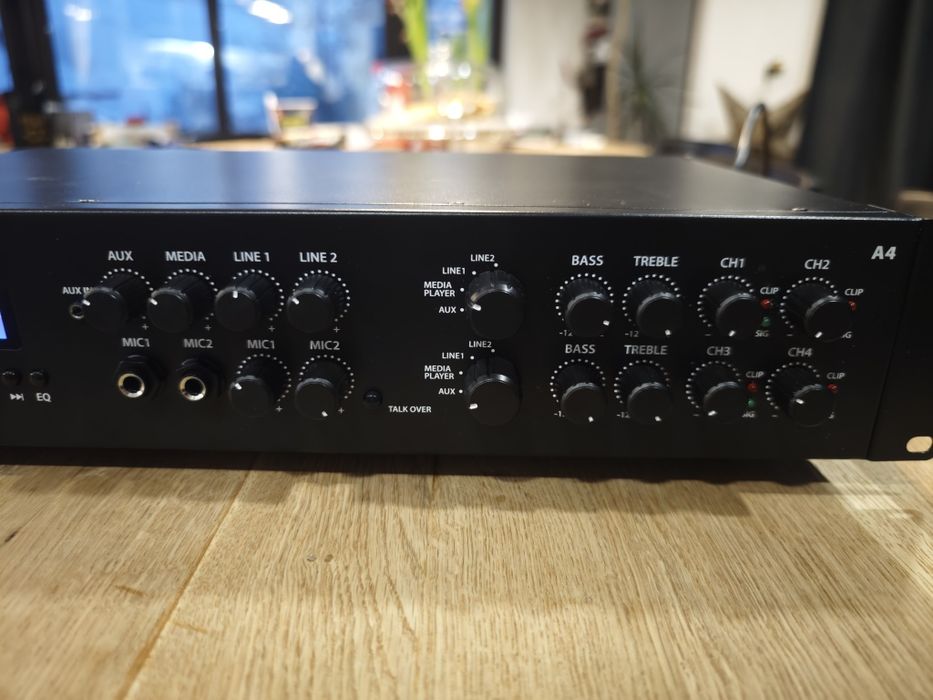 4x200w PA усилвател Adastra A4 с bluetooth