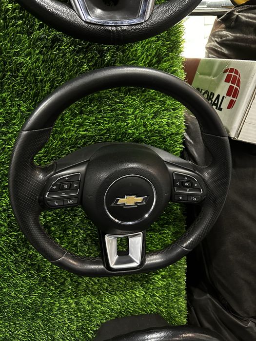 Porsche rul ideal holatda