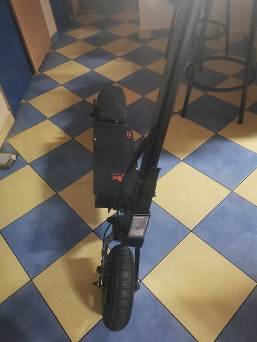 Vând sau schimb. Kukirin G2 în stare foarte buna