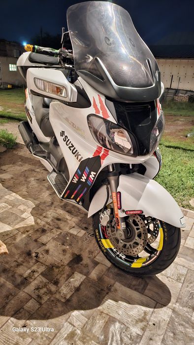 Сузуки Бургман 650