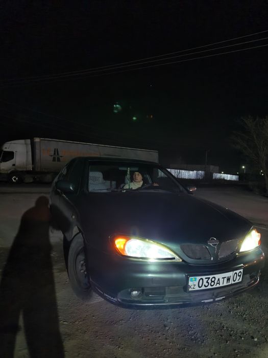 Ниссан примера..