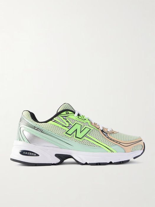 Продам new balance 740