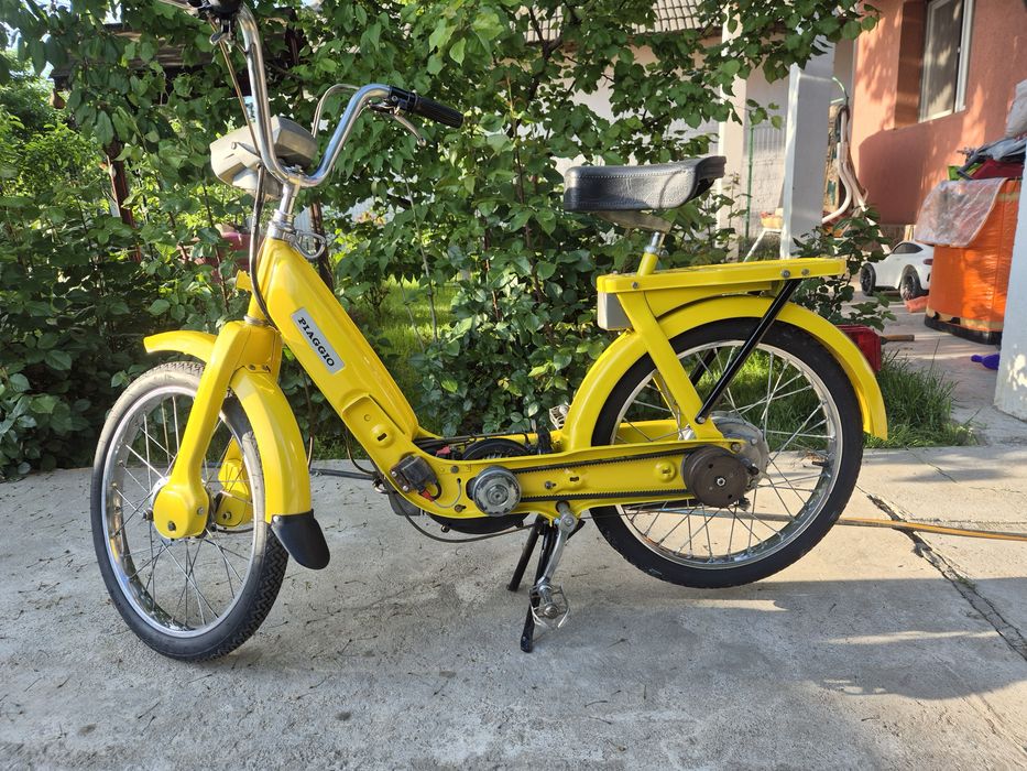 Piaggio Ciao Moped 1980