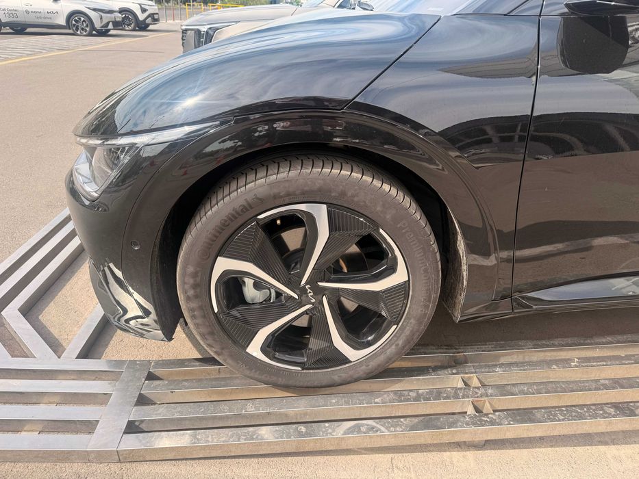 Kia EV6 GT-Line 77,4 kVt/soat AWD /Рассрочка/ кредит/ Наличку