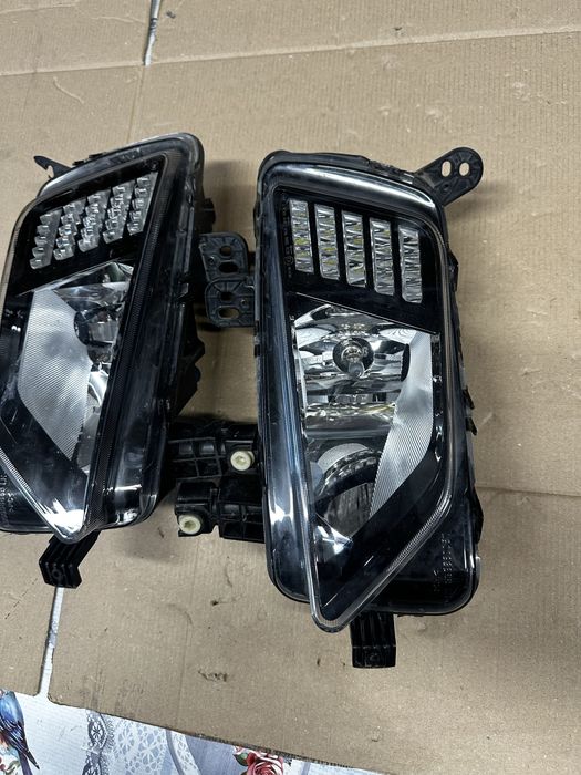 Proiectoare led stânga dreapta vw polo 2g.