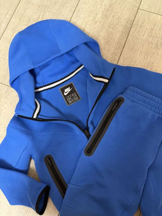 Детски комплект Nike Tech 98-104р-р