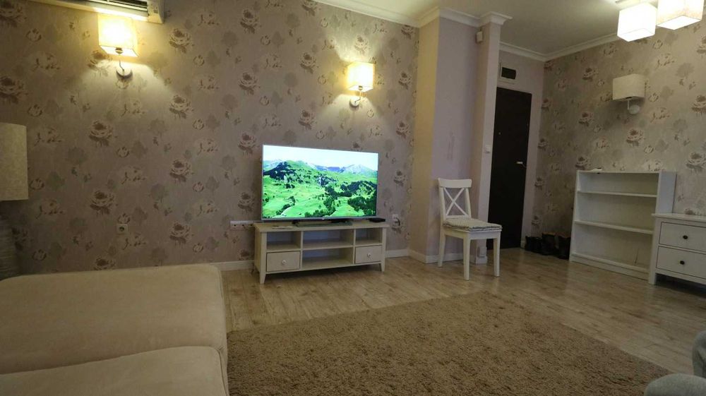 Продава се Тристаен апартамент в София, Младост 1А - 73 кв.м за 2521 €/кв.м - Снимка #3