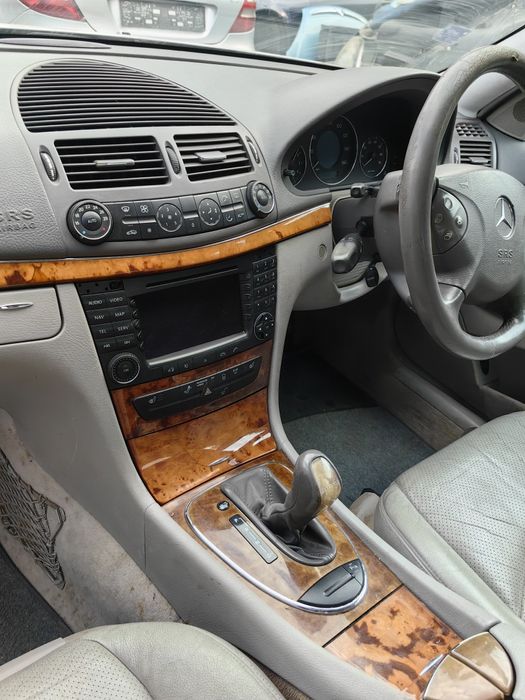 Мерцедес E240 2.6 177к.с На Части! Mercedes E 240 W211