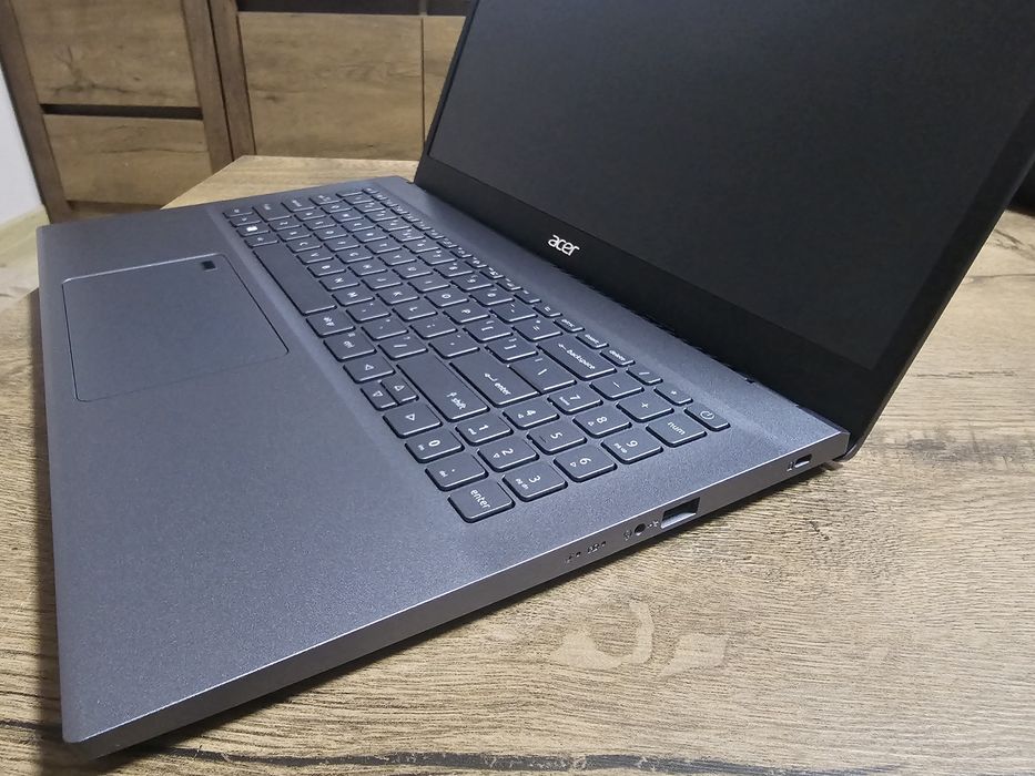 Лаптоп Acer Aspire 5 A515-57-51VM Windows 10 pro