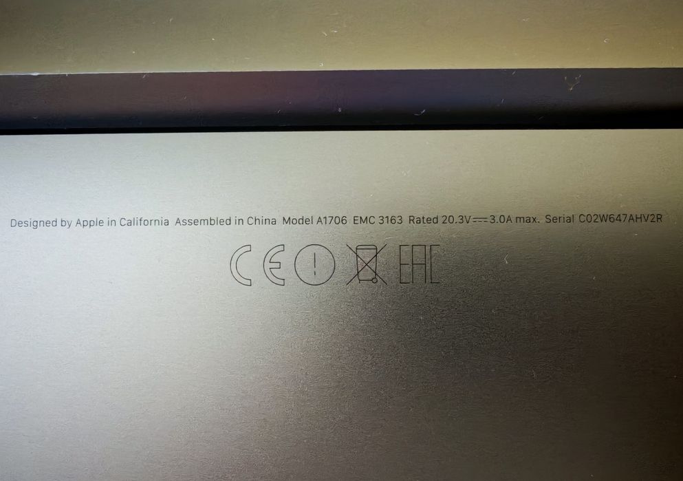Macbook Pro 2017 16GB, 512GB SSD, touchbar