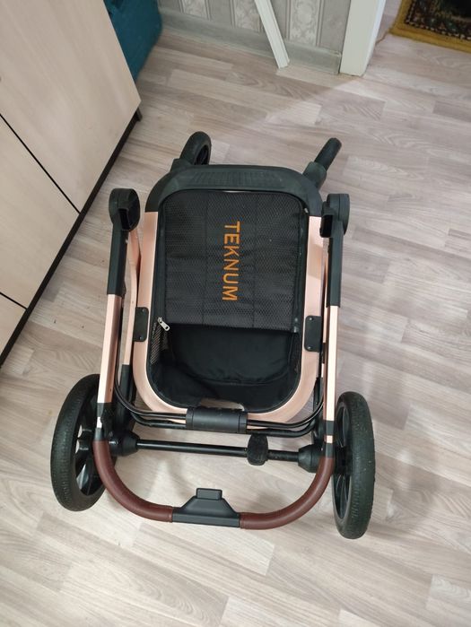 Продам детскую коляску