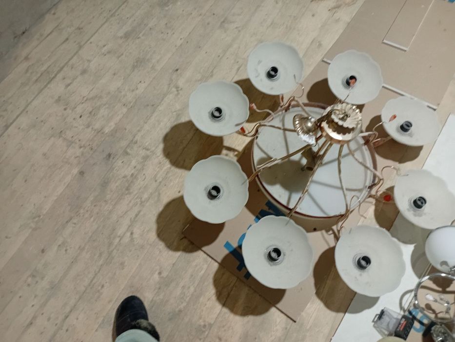 Люстра тезда сотилади