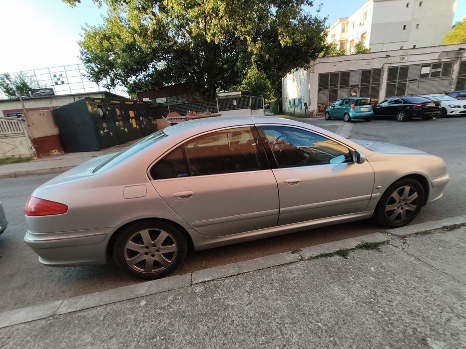 PEUGEOT 607