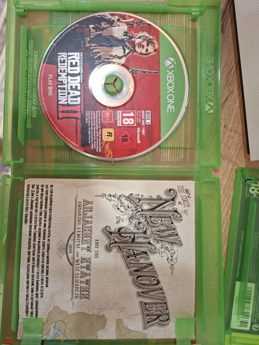 Xbox One S 1TB(+ игры)