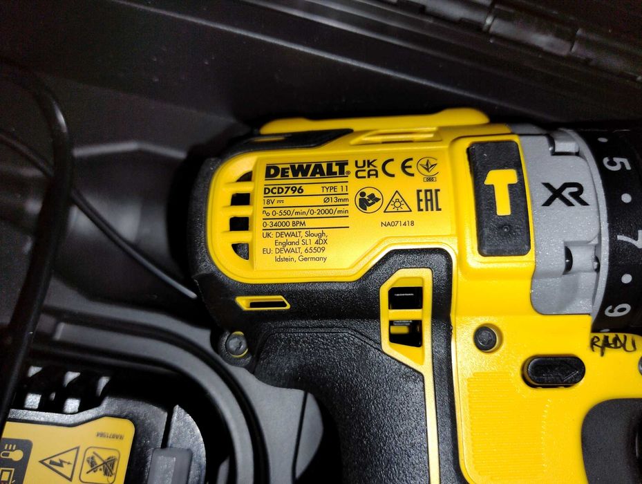 Masina gaurit si masina impact set DeWalt