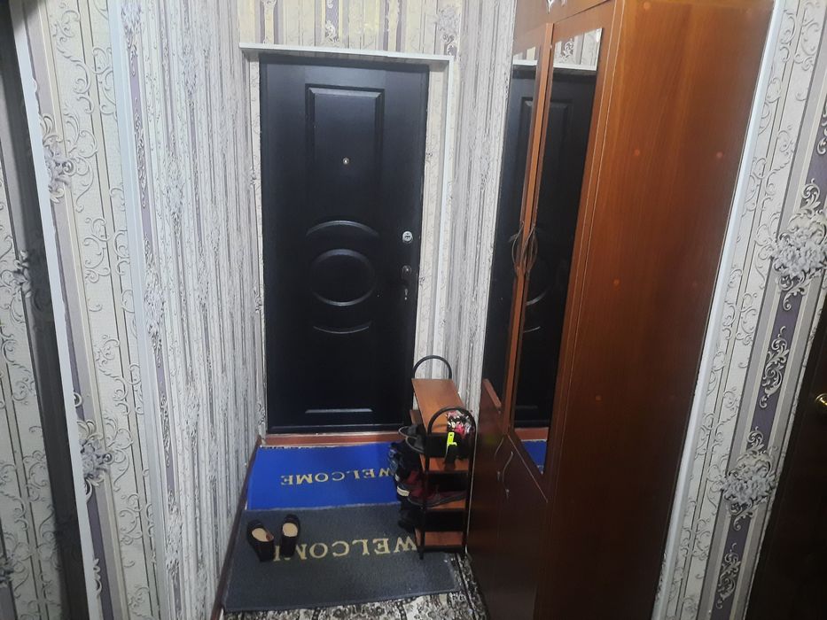 3 xonali uy sotiladi