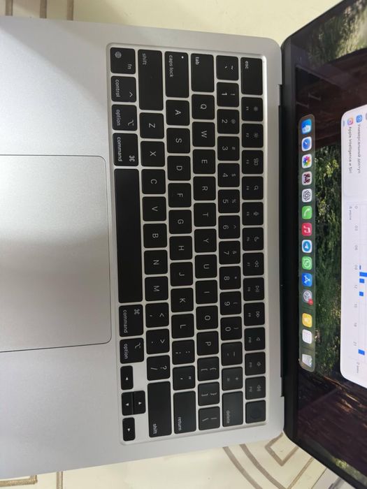 Продам Macbook Air M2