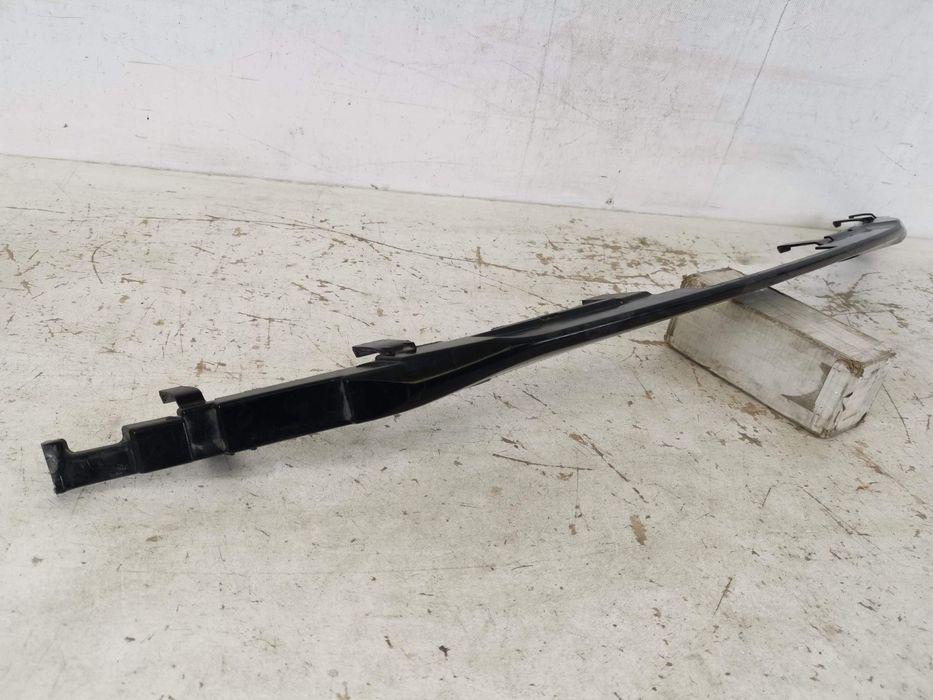 Долен абсорбатор предна броня БМВ Серия 7 / BMW Seria 7 G11/G12 [ - ]