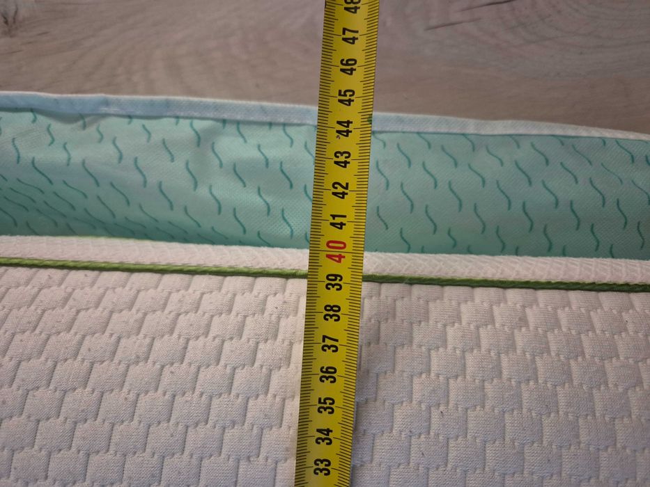 Възглавница с мемори пяна SleepMe Memory Green Tea 60×40×12 см