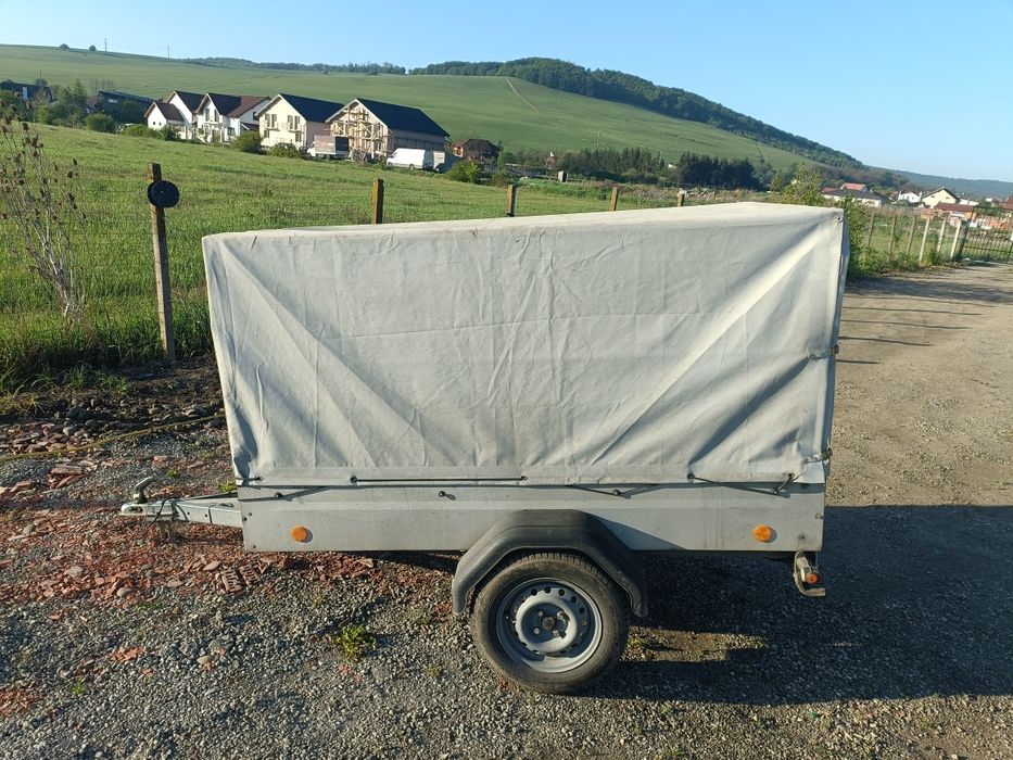 Vând remorca 750 kg