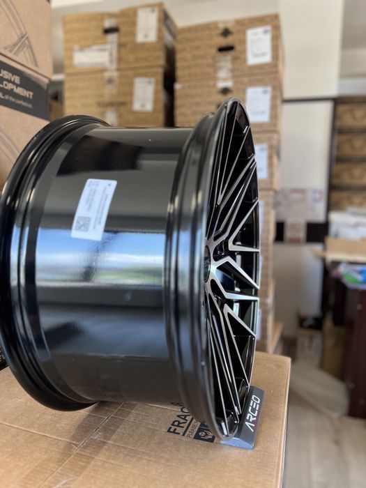 Jante BMW R18 5x120 Arceo Sevilla Noi Seria 1 2 3 4 5 6 7 E46 E90 E91 E92 E93 F20 F21 F22 F23 F30 F31 F32 F33 F34 F36 F10 F11 F01 F02 F06 F12 F13