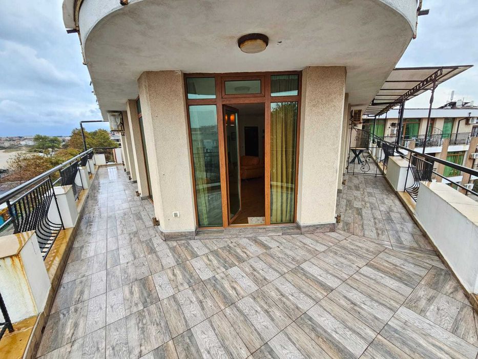 Продава се Тристаен апартамент в Созопол - 121 кв.м за 928 €/кв.м - Снимка #12