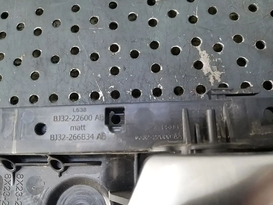 Maner interior usa dreapta spate land rover range rover evoque l538 bj3222600ab bj32266b34ab