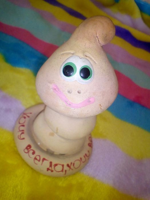 Отдам недорого статуэтки