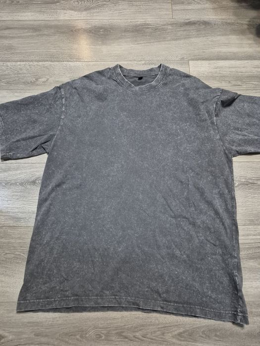 продам футболки 48 размер