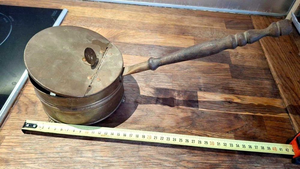 Антична месингова грейка