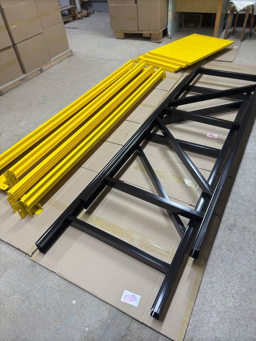 Металлические стеллажи