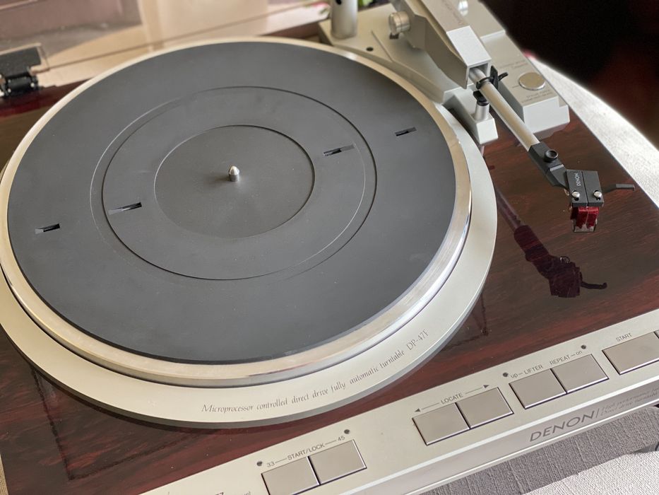 Pick up Denon DP-47F automat