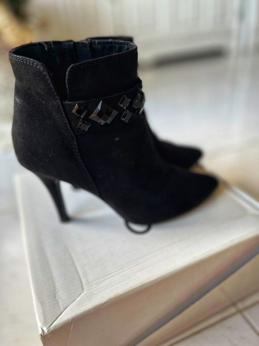 Botine din piele intoarsa,foarte comode!