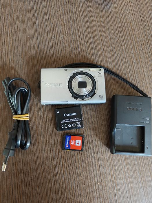 Aparat foto Canon