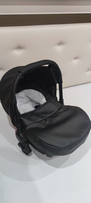 Количка Quali CARMELO