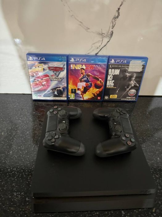 Продам Playstation 4 slim 1tb