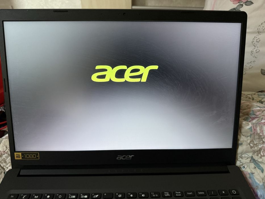Продам ноутбук Acer 15.6 диагональ процессор intel core i7